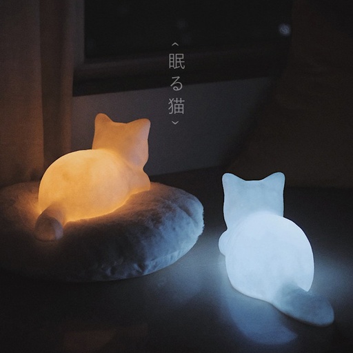 [cat-light] 猫 ライト ナイトライト かわいい 間接照明 おやすみ 2色切替 単品<br><br>【ネコ ねこ テーブルランプ 照明 インテリア おしゃれ 立体 色切替 ライト ランプ リビング 猫好き ギフト プレゼント】